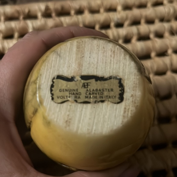 Vintage Italian Made Alabaster Owl Figurine Paperweight - Picture 8 of 9